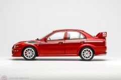 1:18 Motorhelix Mitsubishi Lancer Evolution VI - TOMMY MAKINEN EDITION