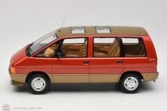 1:18 OTTO 1984 Renault Espace MK1 2000 TSE Rouge Cornaline