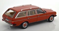 1:18 1982 Mercedes Benz 200 T-Modell S123 - W123