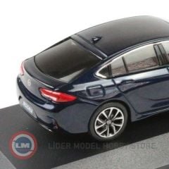 1:43 2017 Opel Insignia B Grandsport