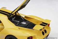 1:18 2017 Ford GT 72944 (Triple Yellow)
