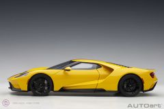 1:18 2017 Ford GT 72944 (Triple Yellow)