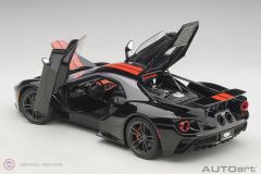 1:18 2017 Ford GT 72945 (Shadow Black)