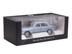 1:18 1968 Mercedes Benz 200 W114 - W115