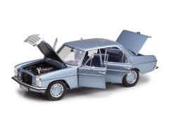 1:18 1968 Mercedes Benz 200 W114 - W115