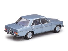 1:18 1968 Mercedes Benz 200 W114 - W115