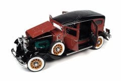 1:18 1931 Peerless Master 8 Sedan