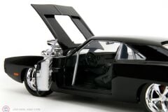 1:24 Jada 1970 Dodge Charger R/T & Dom figure - Fast & Furious