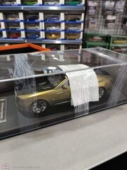 1:18 DF Model Rolls Royce Spectre Gold/Black