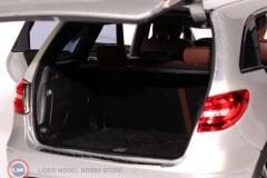 1:18 Norev 2014 Mercedes Benz B Class W246