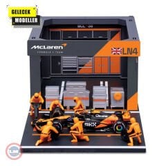 1:43 Burago McLaren Formula 1 MCL38 Diorama Garage Pit-Stop #4 2024 Lando Norris