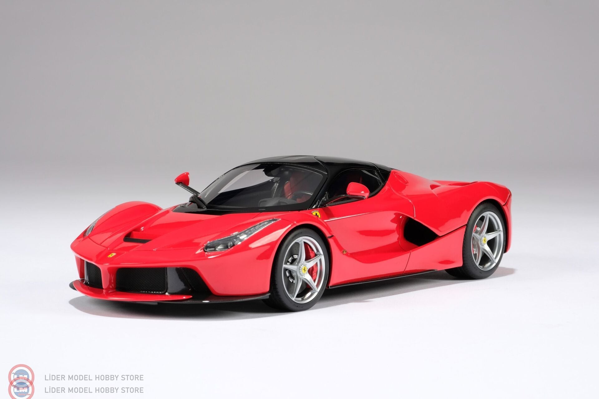 1:18 Amalgam FERRARI LAFERRARI