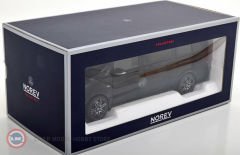 1:18 2018 Mercedes Benz V Class AMG Line