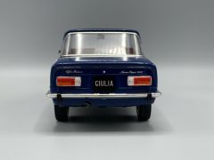 1:18 1974 Alfa Romeo Giulia Nuova Super