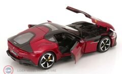 1:24 Burago Ferrari 12Cilindri 2024