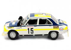 1:18 1975 Peugeot 504 TI #15