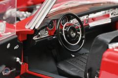 1:18 1968 Mercedes Benz  280 SL Pagode (W113)