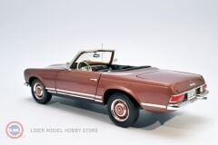 1:18 1963 Mercedes Benz 230SL W113 - Exclusive - 100 Ltd.