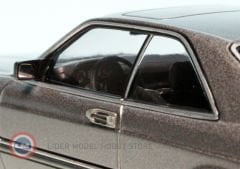 1:43 Maxichamps 1980 Mercedes Benz 560 SEC (C126)