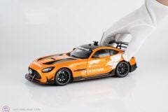 1:18 Minichamps 2025 Mercedes Benz AMG GT BLACK SERIES – SAFETY CAR FORMULA 1 – SILVERSTONE