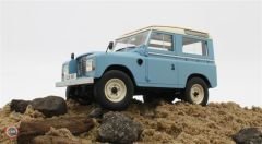 1:18 1971 Land Rover 88 Serie III