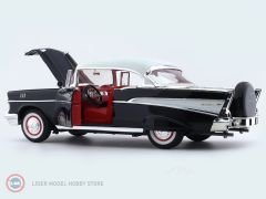 1:18 1957 Chevrolet Bel Air Hardtop Convertible