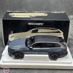 1:18 Minichamps 2024 BMW M5 TOURING – GREY METALLIC