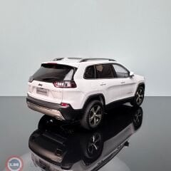 1:18 Paudi 2019 Jeep Cherokee 4x4 Limited