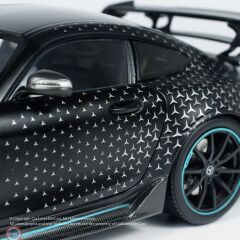 1:18 Minichamps 2021 Mercedes Benz AMG GT Black Series