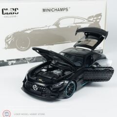 1:18 Minichamps 2021 Mercedes Benz AMG GT Black Series