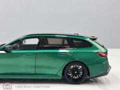 1:18 Minichamps 2024 BMW M5 TOURING – GREEN METALLIC