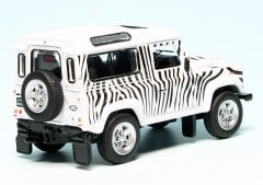 1:64 1999 Land Rover Defender Safari