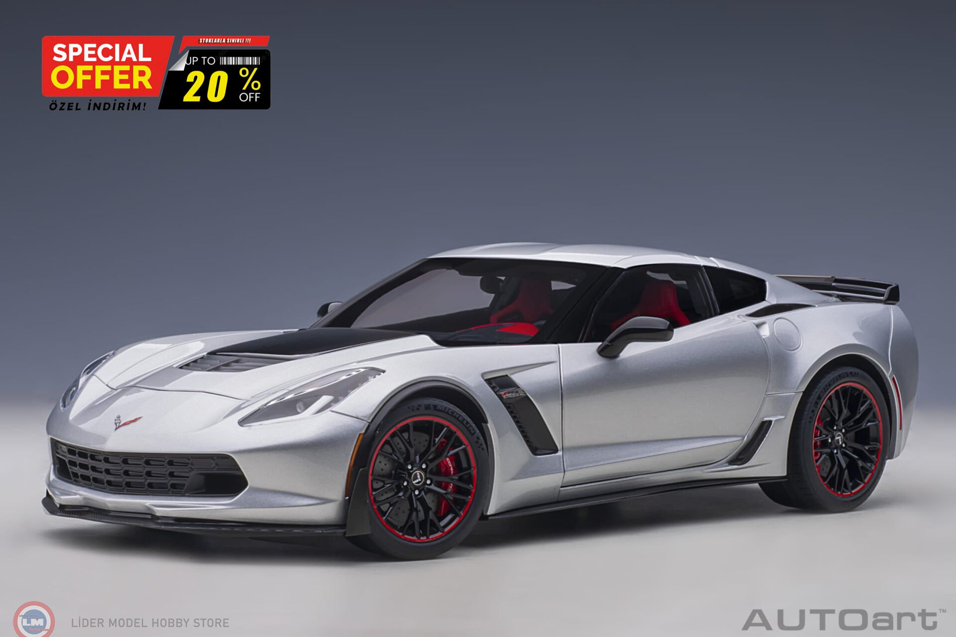 1:18 Chevrolet Corvette C7 Z06 (Blade Silver)