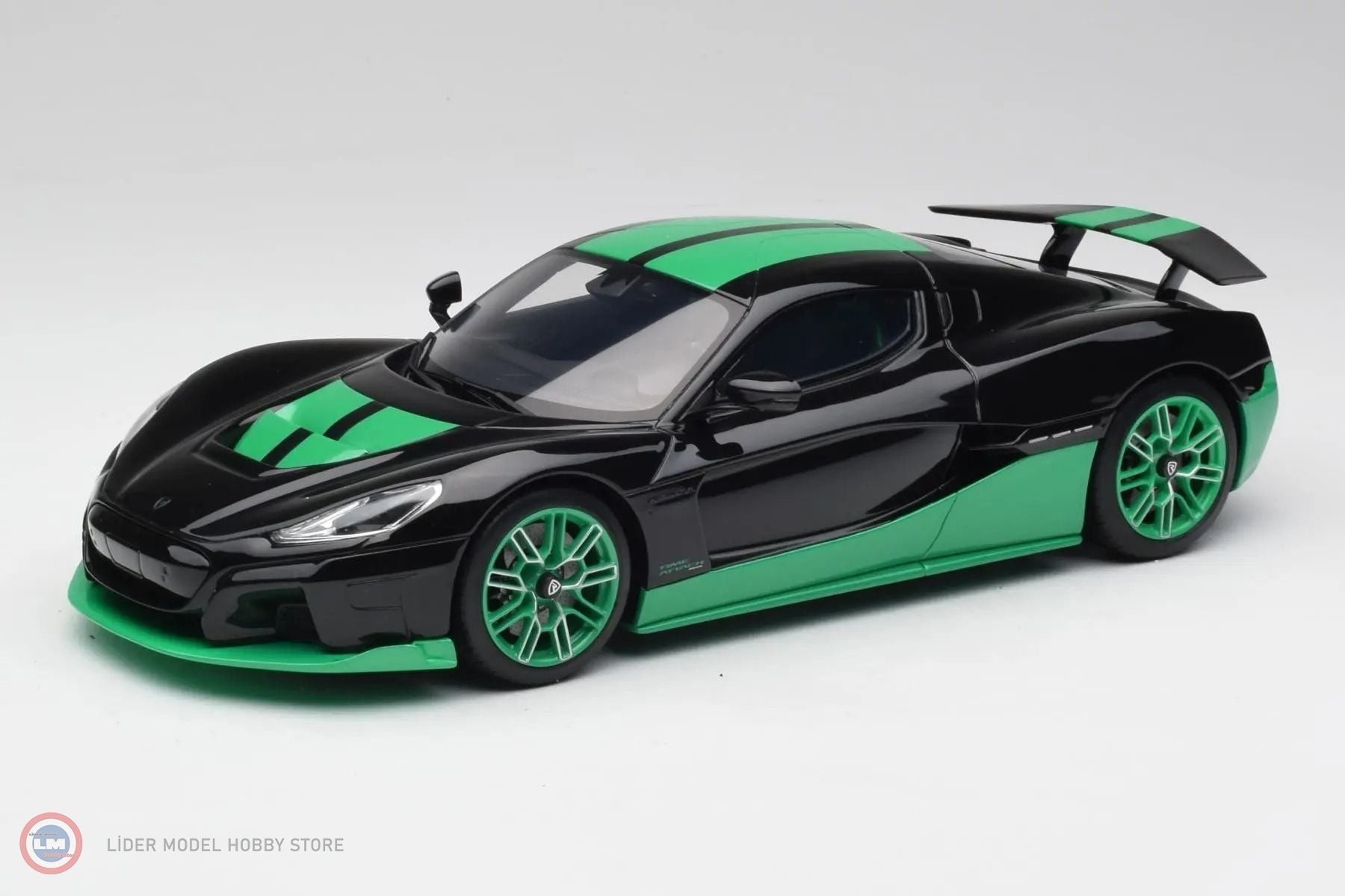 1:18 GT Spirit 2023 RIMAC NEVERA RECORD BLACK