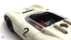 1:18 Matrix 1967 Porsche 910-8 Bergspyder No2 Winner Alpen-Bergpreis