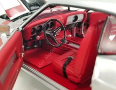 1:18 1969 Ford Mustang Boss 302 Redline