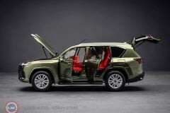 1:18 LCD Model 2023 Lexus LX600 Noria Green