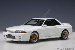 1:18 Nissan SKYLINE GT-R (R32) WANGAN MIDNIGHT “REINA”