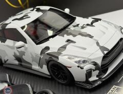 1:18 One Model Nissan GT-R R35 Custom Edition Camouflage