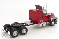 1:18 Road Kings 1974 Mack RL700L Red Metallic / Silver