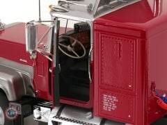 1:18 Road Kings 1974 Mack RL700L Red Metallic / Silver