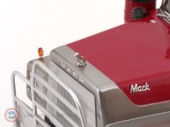 1:18 Road Kings 1974 Mack RL700L Red Metallic / Silver