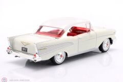 1:18 Maisto 1957 Chevrolet Bel Air Coupe