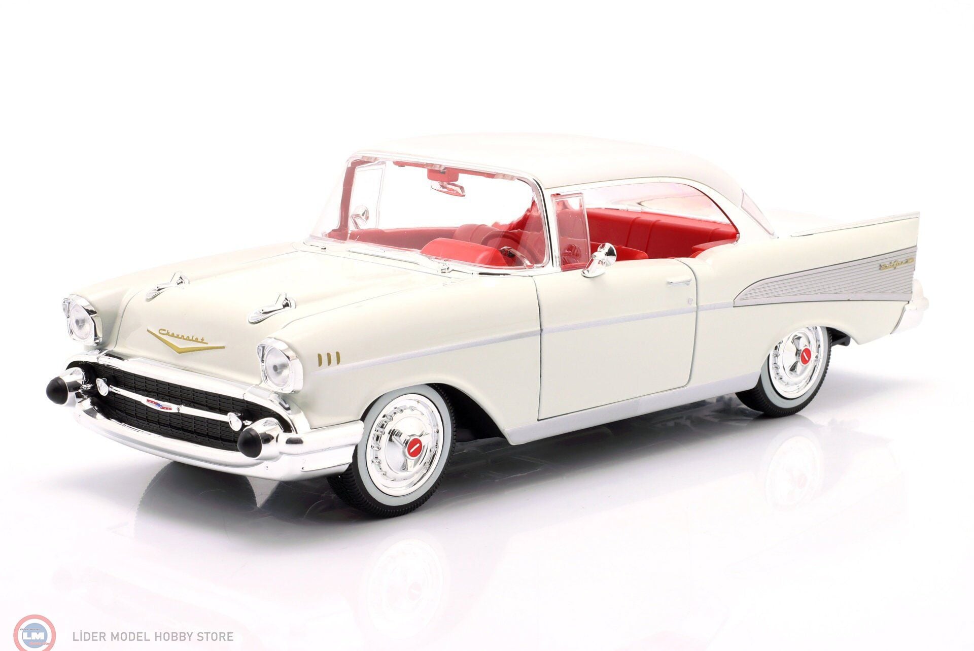 1:18 Maisto 1957 Chevrolet Bel Air Coupe