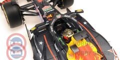 1:18 Minichamps 2023 Oracle Red Bull Racing RB19 #1 - Max Verstappen Winner Austin GP
