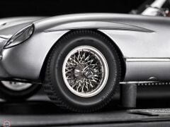 1:18 V8 Model 1955 Mercedes Benz 300 SLR