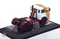 1:43 1961 Fiat 690 T1
