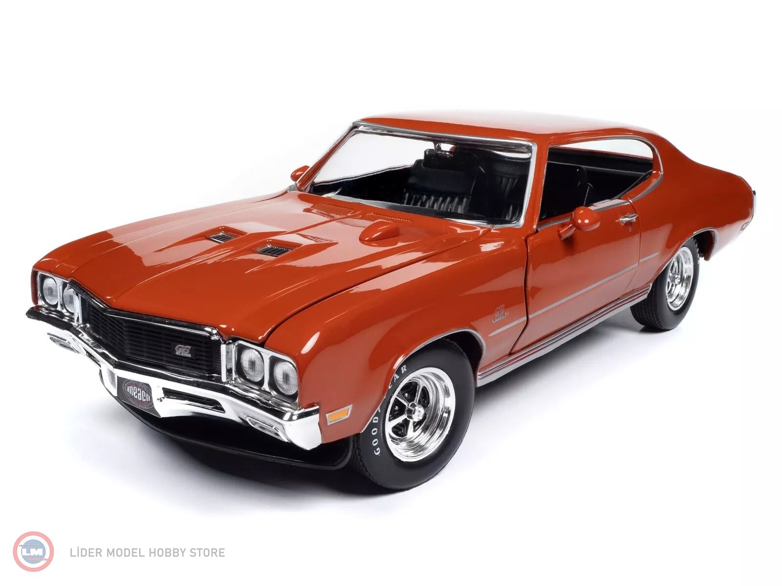 1:18 AutoWorld 1972 Buick GS Hardtop (MCACN)