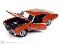 1:18 AutoWorld 1972 Buick GS Hardtop (MCACN)