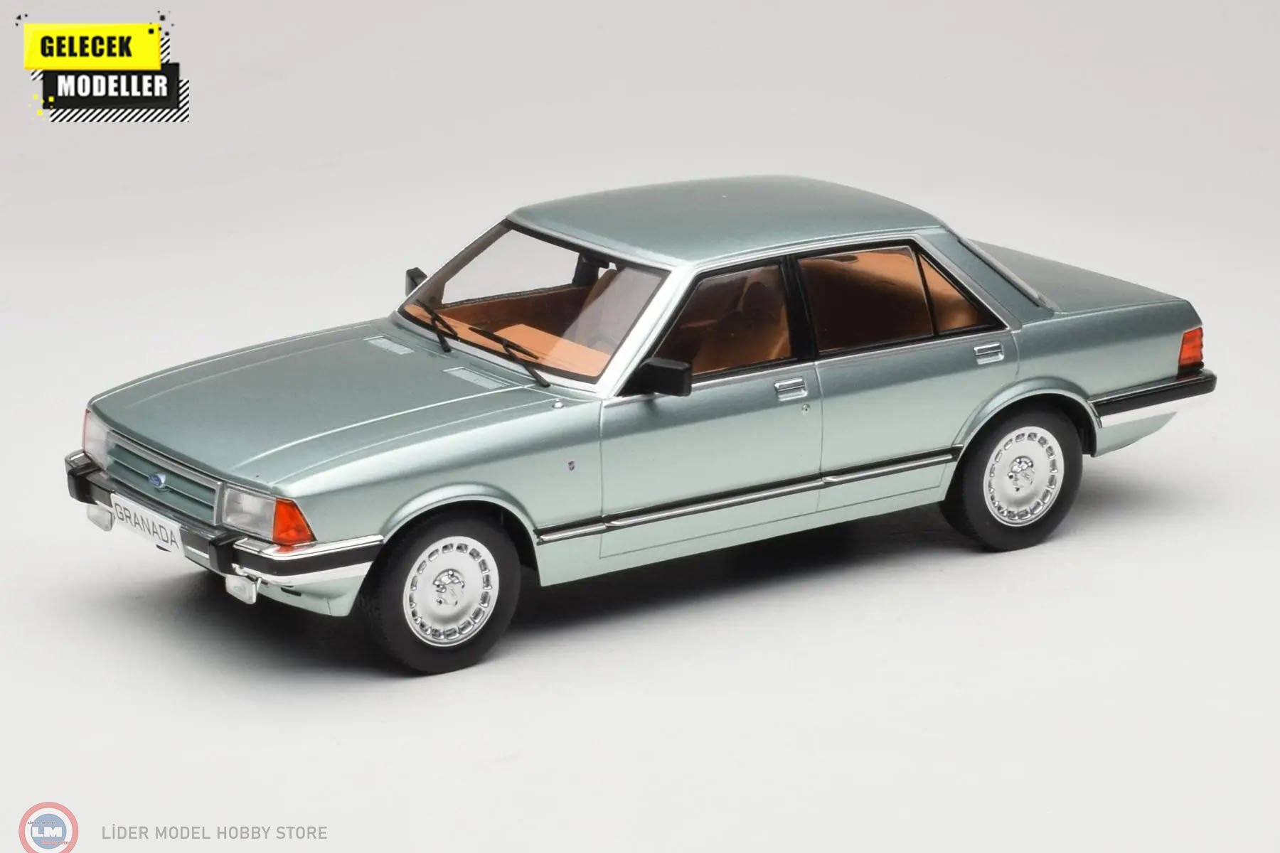 1:18 MCG 1982 Ford Granada MK II 2.8 Ghia